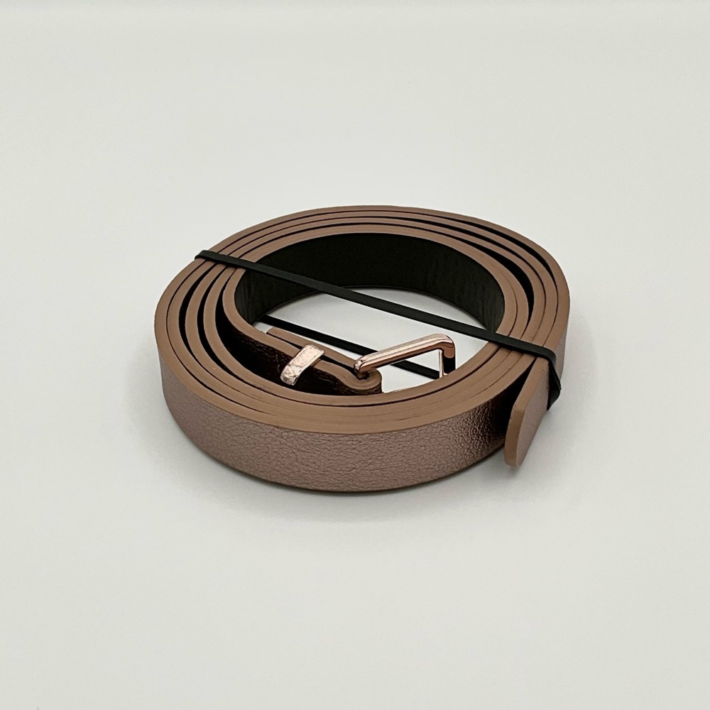 Like New Torrid Narrow Waist Belt Faux Leather Metallic Bronze/Tan Size 0/00 - Picture 3 of 11